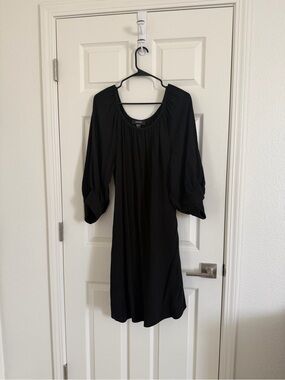 Black Scoop-Neck Midi Dress with Balloon Sleeves - Unbranded